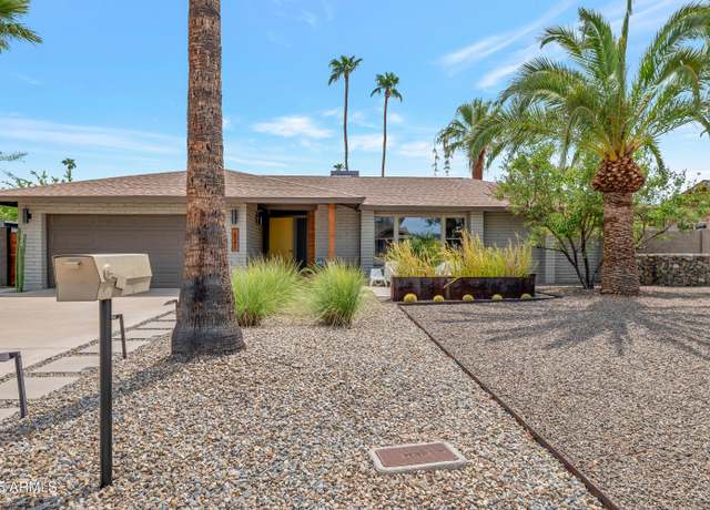 Property at 2849 E Cannon Dr, Phoenix, AZ 85028, 4 beds, 2 baths