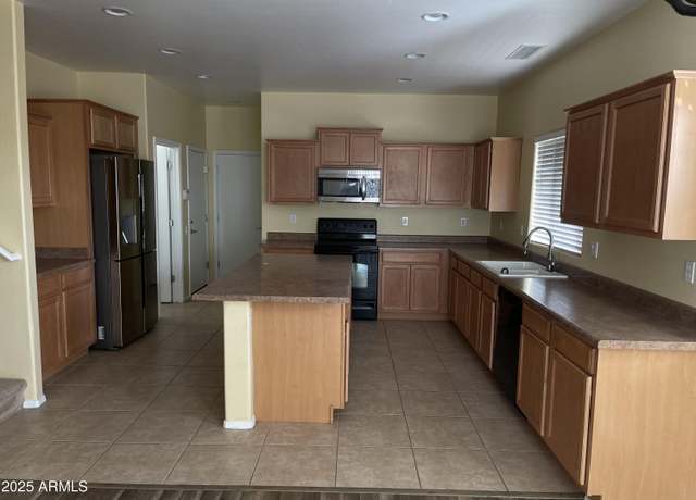 Property at 2431 N 83rd Dr, Phoenix, AZ 85037, 3 beds, 2.5 baths