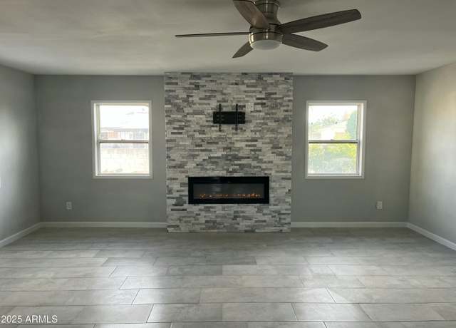 Property at 12213 N Augusta Dr, Sun City, AZ 85351, 3 beds, 2 baths