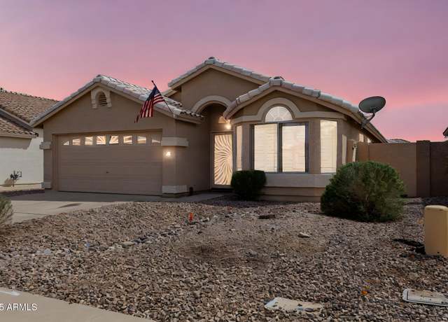 Property at 449 E Redondo Dr, Gilbert, AZ 85296, 3 beds, 2 baths