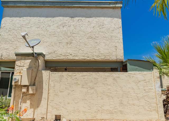 Property at 9011 N 52nd Ave, Glendale, AZ 85302, 3 beds, 1.5 baths