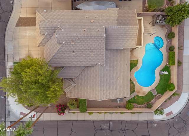 Property at 1721 S Cholla St, Chandler, AZ 85286, 5 beds, 3 baths