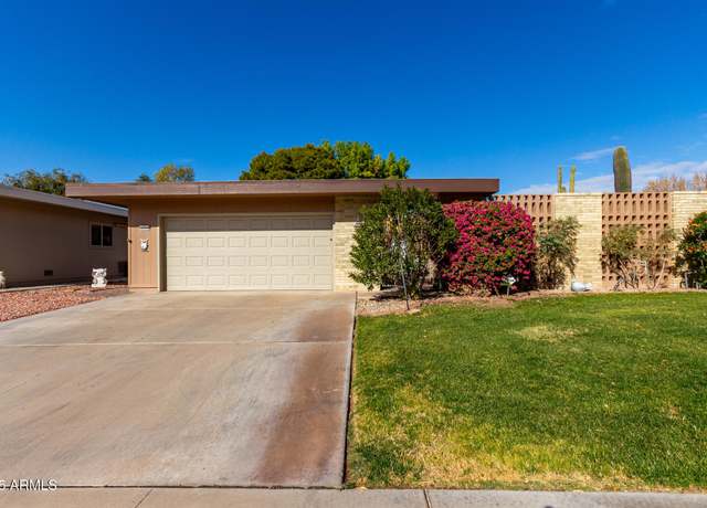 Property at 10322 W Manzanita Dr, Sun City, AZ 85373, 2 beds, 2 baths