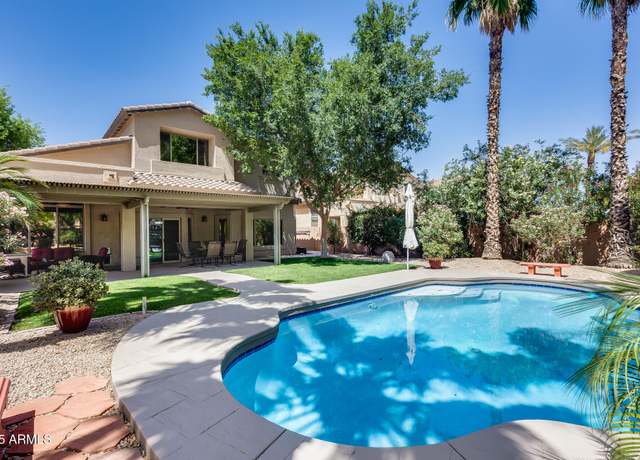 Property at 965 E Virgo Pl, Chandler, AZ 85249, 4 beds, 2.5 baths