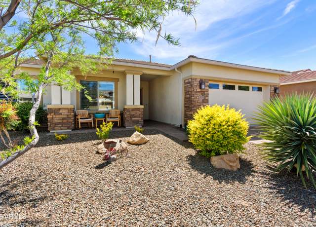 Property at 825 Royal Tulips St, Prescott, AZ 86301, 2 beds, 2.5 baths