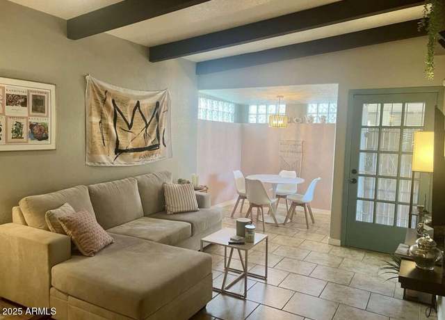 Property at 4726 N 14th St, Phoenix, AZ 85014, 2 beds, 1.5 baths