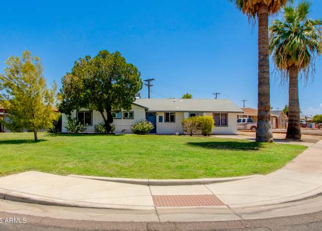 Property at 5657 N 39th Ave, Phoenix, AZ 85019, 4 beds, 2 baths