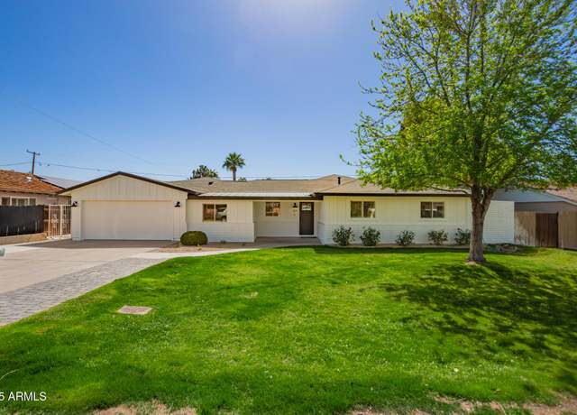 Property at 829 E Desert Park Ln, Phoenix, AZ 85020, 5 beds, 3.5 baths