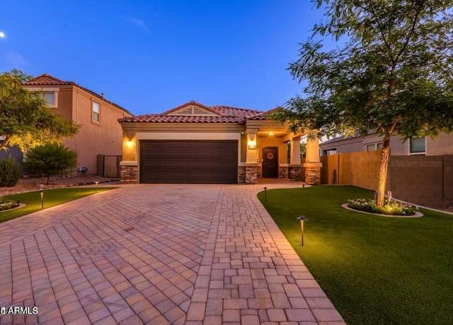 Property at 29219 W Clarendon Ave, Buckeye, AZ 85396, 3 beds, 2 baths