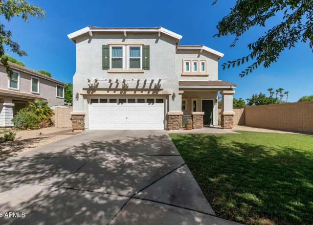 Property at 1585 S Swallow Ct, Gilbert, AZ 85296, 3 beds, 2.5 baths