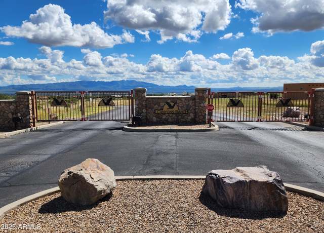 Property at 9588 S Deer Ridge Trl #8, Hereford, AZ 85615