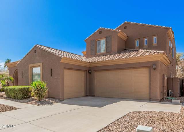 Property at 4376 S Summit St, Gilbert, AZ 85297, 5 beds, 3.5 baths