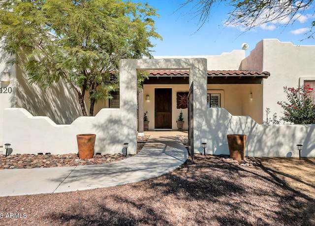 Property at 420 W Adamanda Dr, Phoenix, AZ 85086, 3 beds, 2.5 baths