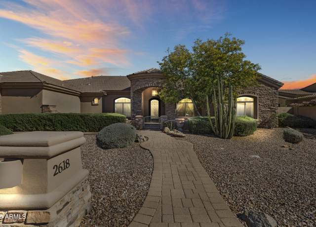 Property at 2618 E Locust Dr, Chandler, AZ 85286, 4 beds, 4.5 baths