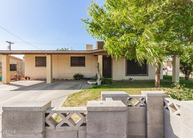Property at 7706 W Mitchell Dr, Phoenix, AZ 85033, 3 beds, 2 baths