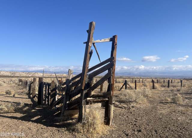 Property at xxxx Klondyke Rd Unit -, Pima, AZ 85543