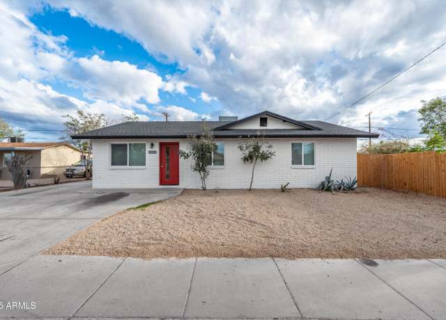 Property at 10947 W Mohave St, Avondale, AZ 85323, 5 beds, 2 baths