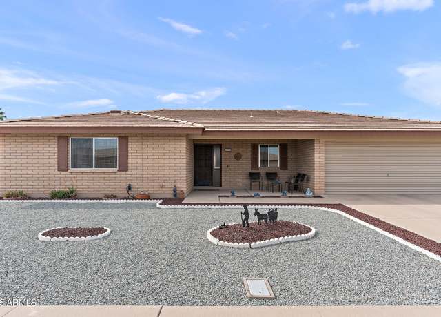 Property at 8315 E Lobo Ave, Mesa, AZ 85209, 2 beds, 2.5 baths