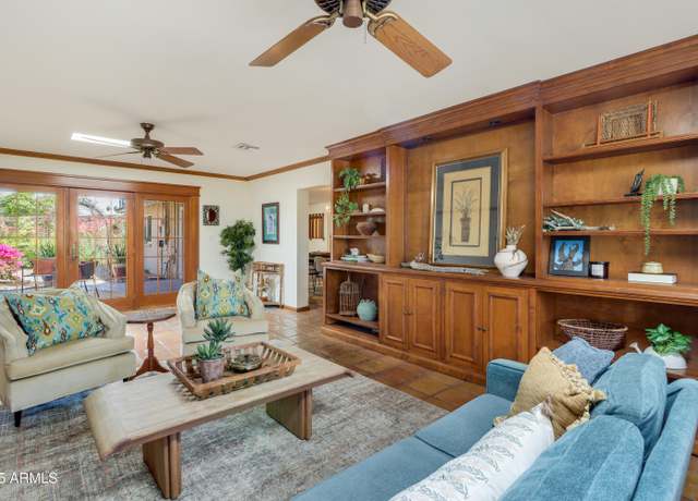 Property at 7526 E Edgemont Ave, Scottsdale, AZ 85251, 3 beds, 2 baths