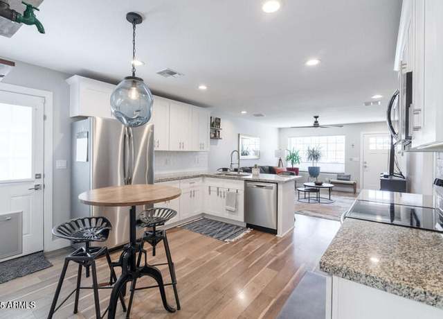 Property at 5033 S 11th Pl, Phoenix, AZ 85040, 3 beds, 2 baths
