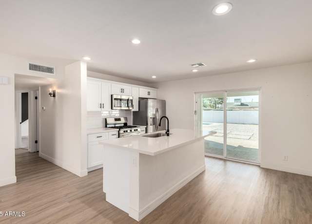 Property at 7407 E Polk St, Scottsdale, AZ 85257, 3 beds, 2 baths