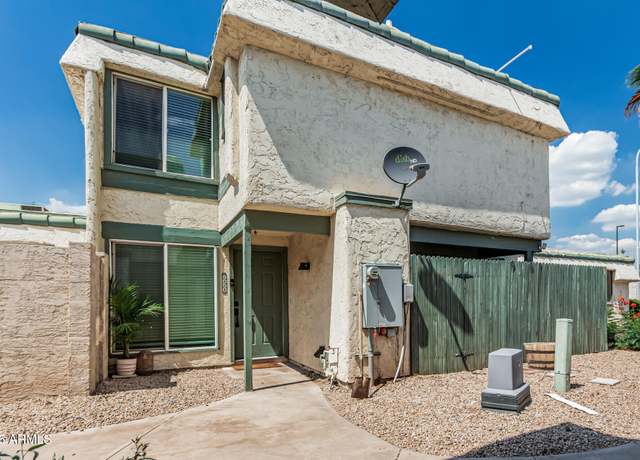 Property at 9050 N 51st Ln, Glendale, AZ 85302, 3 beds, 1.5 baths