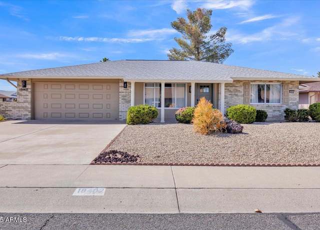 Property at 18402 N 94th Dr, Sun City, AZ 85373, 2 beds, 2 baths