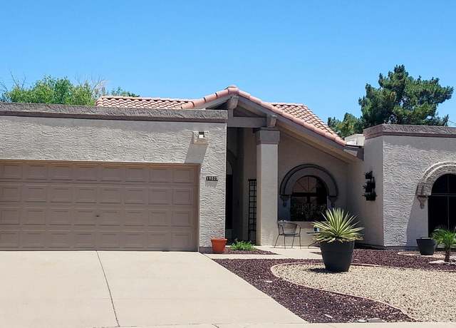 Property at 19025 N 96th Ave, Peoria, AZ 85382, 2 beds, 1.75 baths