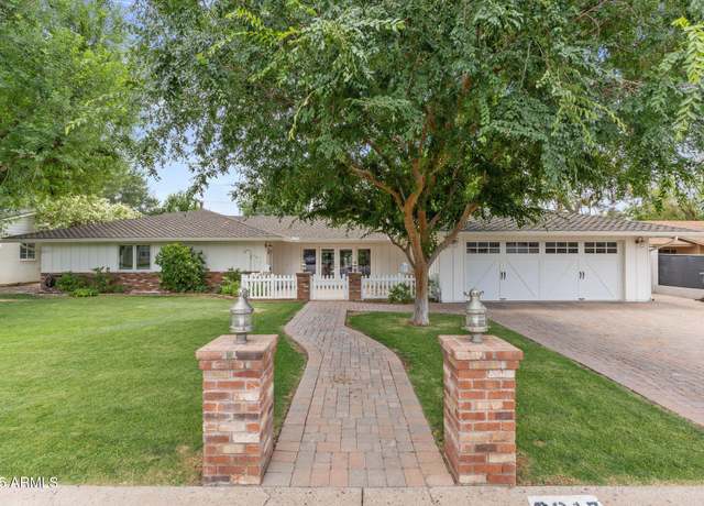 Property at 3817 E Highland Ave, Phoenix, AZ 85018, 3 beds, 3.5 baths