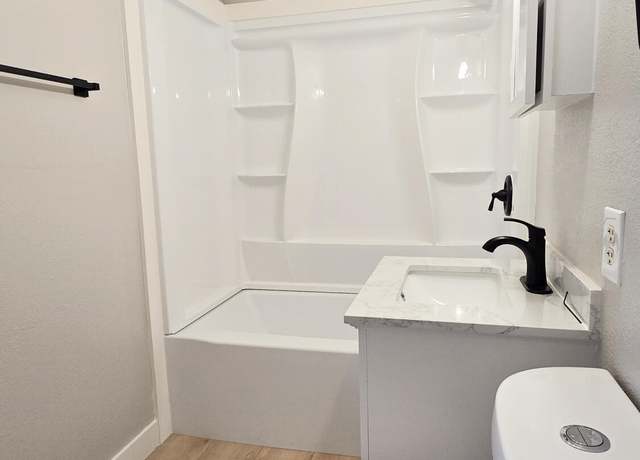 Property at 536 W Lincoln Ave, Coolidge, AZ 85128, 3 beds, 1 bath