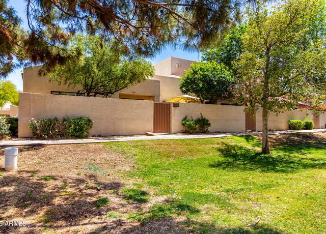 Property at 8818 N 47th Ln, Glendale, AZ 85302, 3 beds, 2 baths