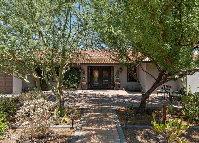 Property at 2612 E Cortez St, Phoenix, AZ 85028, 4 beds, 2 baths