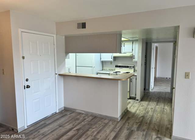 Property at 540 N May St #2109, Mesa, AZ 85201, 2 beds, 1 bath