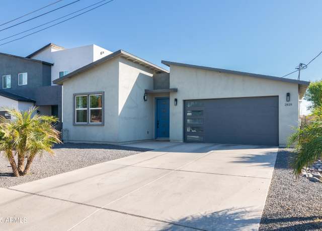 Property at 2819 N 28th Pl, Phoenix, AZ 85008, 4 beds, 2 baths