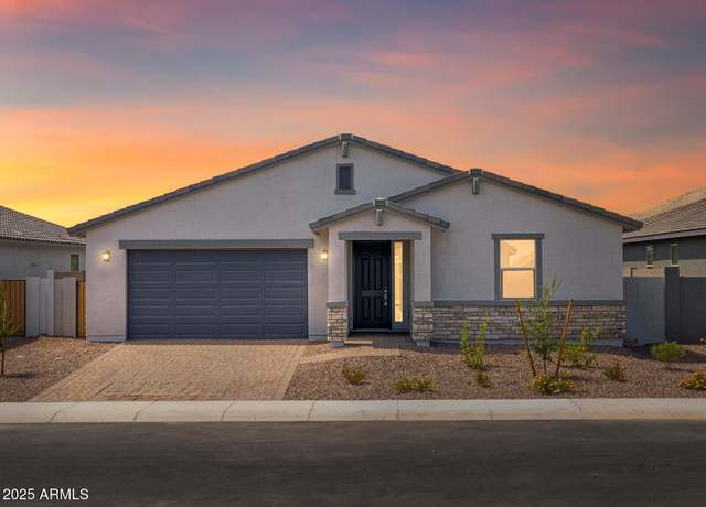 Property at 4811 W Hunter Trl, San Tan Valley, AZ 85144, 5 beds, 3 baths
