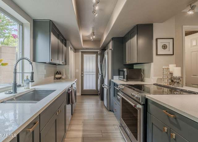 Property at 10409 N 10th St #1, Phoenix, AZ 85020, 2 beds, 1.5 baths