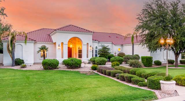 Photo of 2610 E Meadowview Dr, Gilbert, AZ 85298