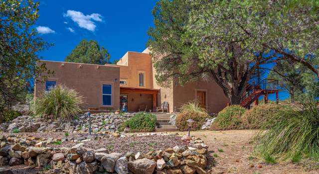 Photo of 17129 W Buckhorn Dr, Peeples Valley, AZ 86332
