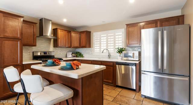 Photo of 524 W Fairway Dr #10, Mesa, AZ 85201