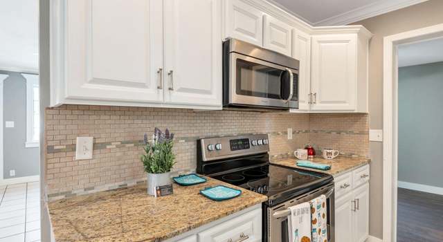 Photo of 4427 W Crittenden Ln, Phoenix, AZ 85031