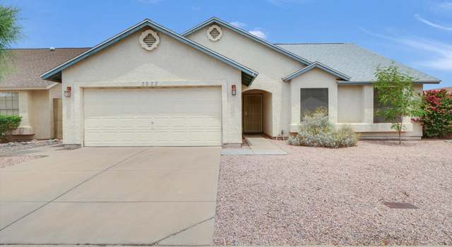 Photo of 3932 E Tierra Buena Ln E, Phoenix, AZ 85032