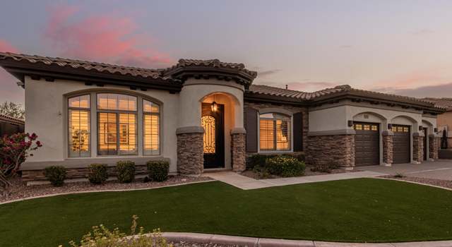 Photo of 2717 W Nighthawk Way, Phoenix, AZ 85045
