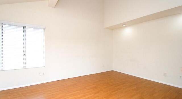Photo of 16644 N 33rd St #101, Phoenix, AZ 85032
