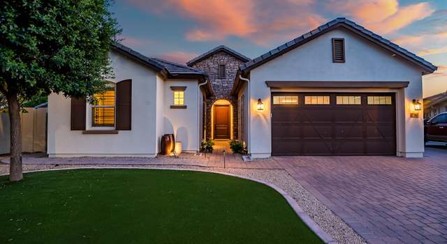 Photo of 15803 W Almeria Rd, Goodyear, AZ 85395