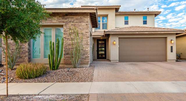 Property at 3922 E Megan St, Gilbert, AZ 85295, 5 beds, 3.5 baths