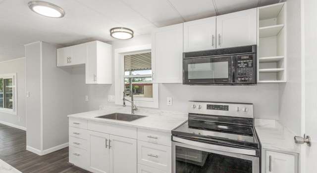 Photo of 2650 W Union Hills Dr #245, Phoenix, AZ 85027