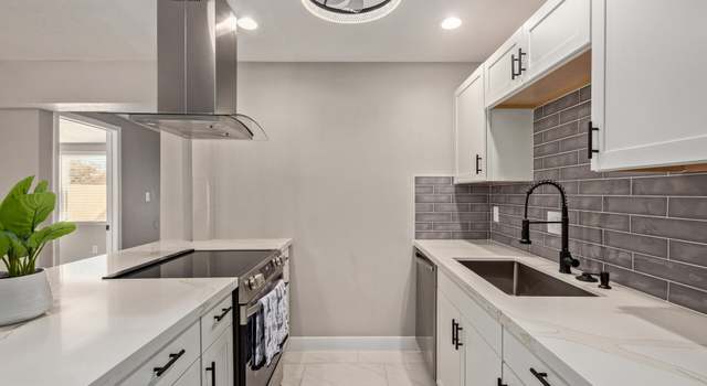 Photo of 4263 W Morten Ave, Phoenix, AZ 85051