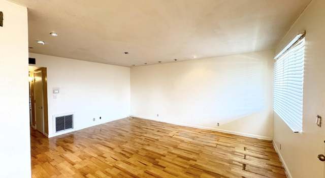 Photo of 1702 W Tuckey Ln #209, Phoenix, AZ 85015