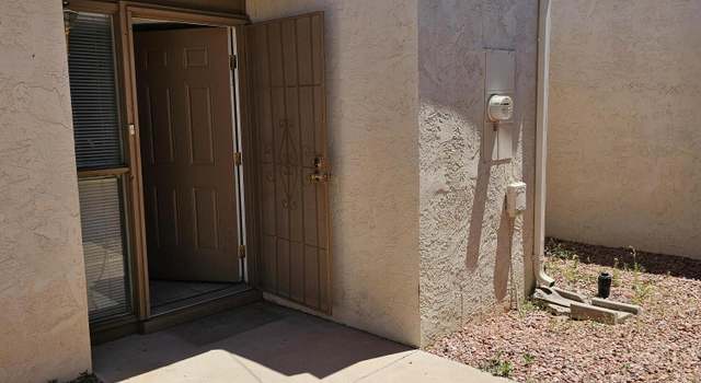 Photo of 189 Laguna Dr E, Litchfield Park, AZ 85340