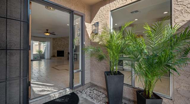Photo of 3033 N 37th St #14, Phoenix, AZ 85018